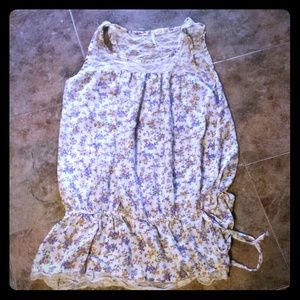 Loose and Airy long tank top. L/XL