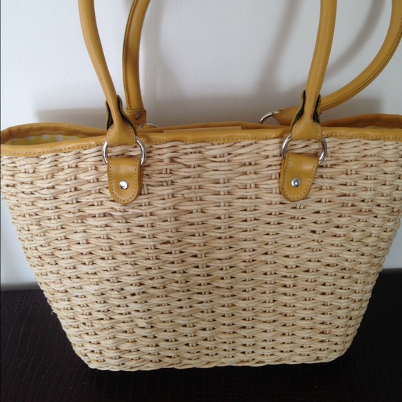 Handbag - Picture 2 of 2