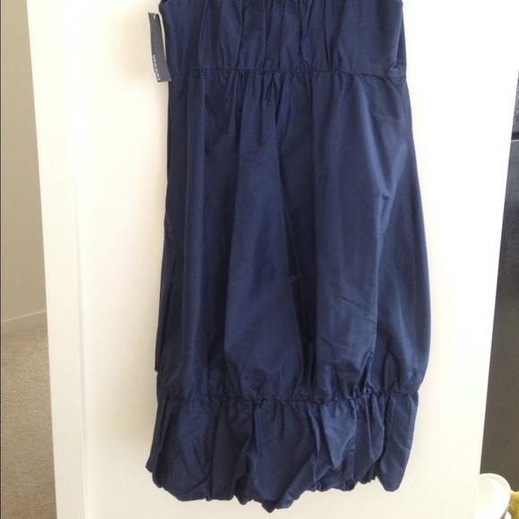 Dress - Picture 2 of 3