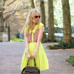 ❌SOLD❌Uniq neon and nude color top