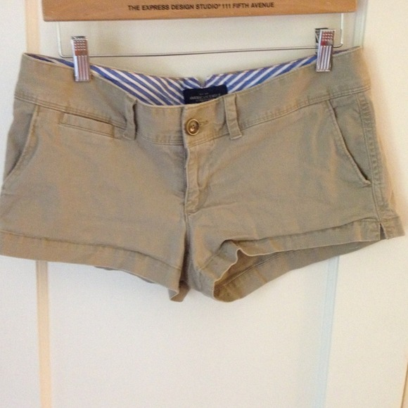 AE Khaki shorts with blue and white stripe lining