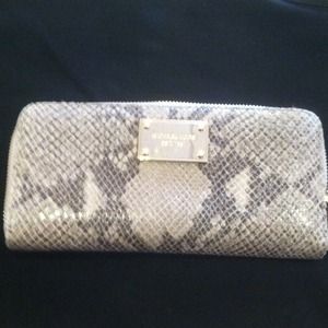 Michael Kors wallet brand new...used once.