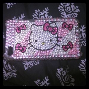 iPhone 4 & 4s hello kitty rhinestone case