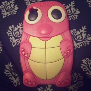 iPhone 4 & 4s pink turtle