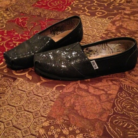 LIKE NEW "Bobs"