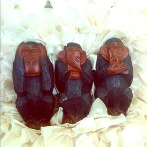 Hear No Evil, See No Evil, Speak No Evil Monkeys