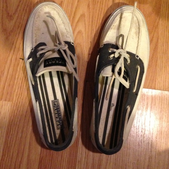 Navy and white sperrys - Picture 3 of 3