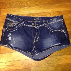 Super cute ripped jean shorts