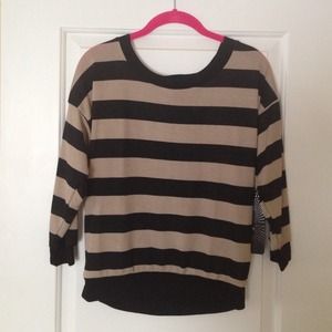 3/4 sleeve striped top