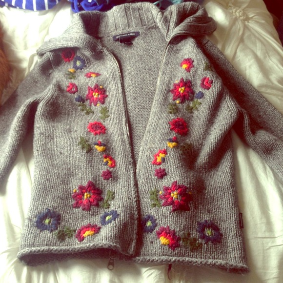 Zip-up sweater from A&F - Picture 1 of 3