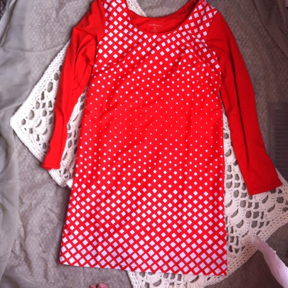 ♥NWT size M Bass dress. Orange/red