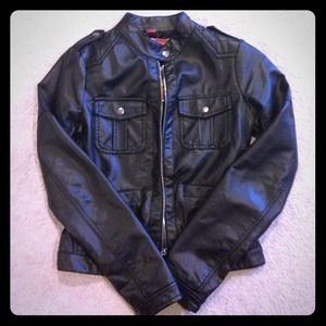 Black leather bomber