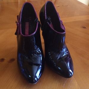 Betsey Johnson booties - size 7