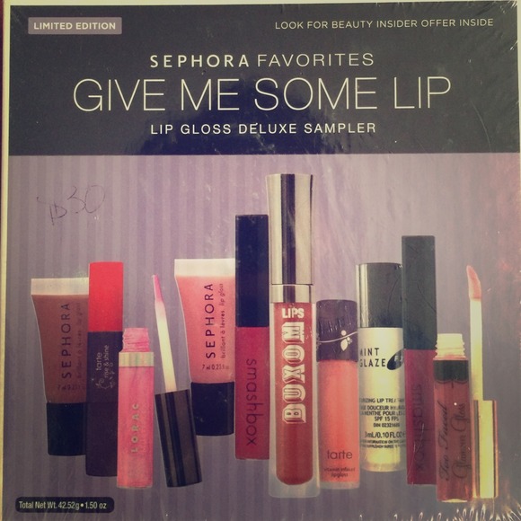 Lip gloss lip sampler