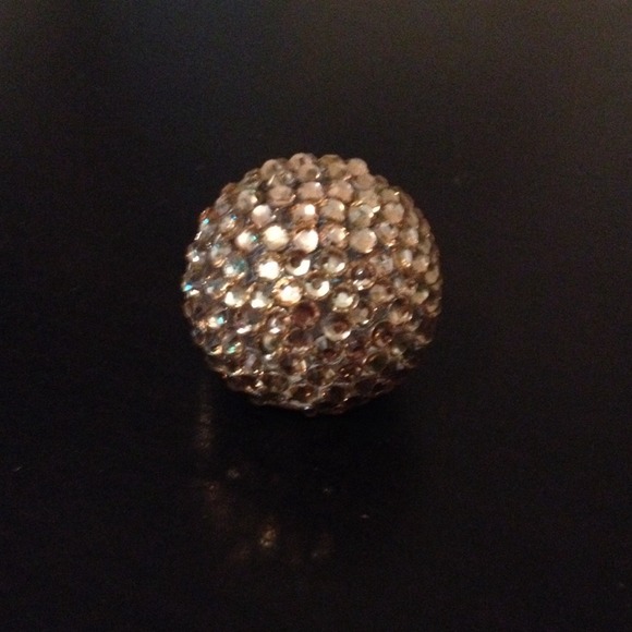 πHost PickπNWT Statement ring - Picture 2 of 3