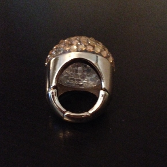 πHost PickπNWT Statement ring - Picture 3 of 3