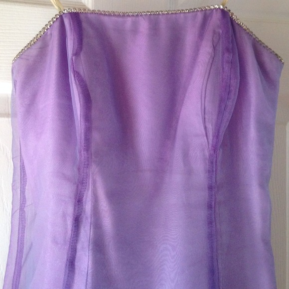 Purple gown - Picture 2 of 4