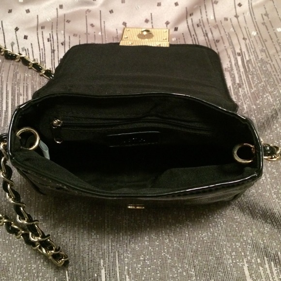 Black Pantent with Leopard print purse - Picture 3 of 4