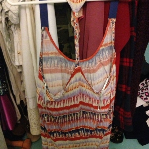 Aztec tank - Picture 2 of 2