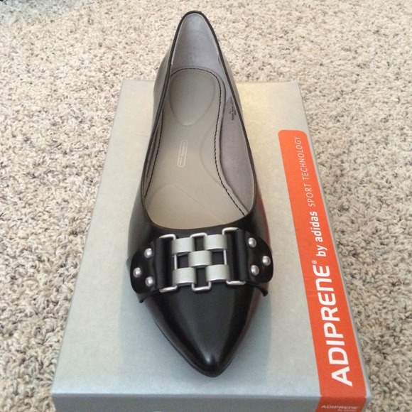 Rockport dressy flats - size 10 - BNWB