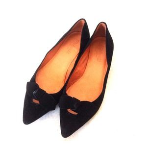 Madewell elegant pointy toe black suede bow flats