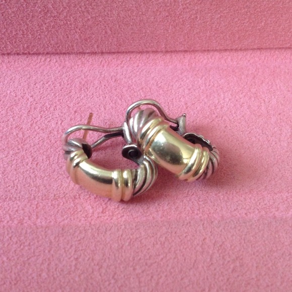 David Yurman Jewelry - Vintage David Yurman earrings