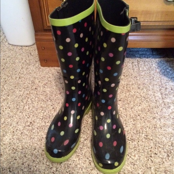 Rain boots. Size 9.