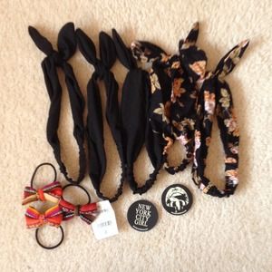 ❌ Traded ❌ Huge bundle of hair accessories