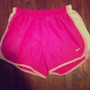 Nike shorts youth xl
