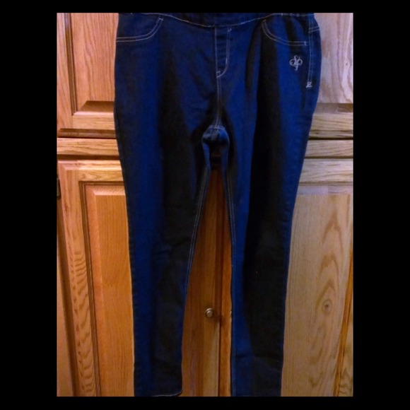 Bundle for @Marialimones13