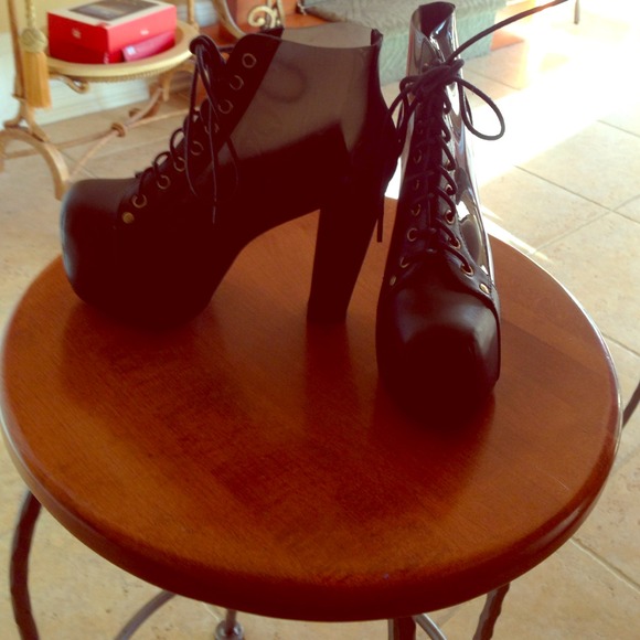 Clear Jeffrey Campbell litas