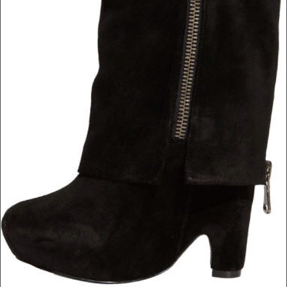 SOLD - Picture 4 of 4