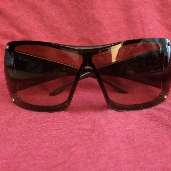 Brown Dior sunglasses