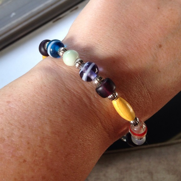 SOLD in Bundle๐Multicored Mixed Bead Bracelet - Picture 2 of 2