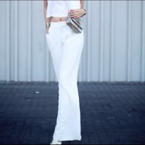 Zara Pants - Zara NWOT white pants - flash sale