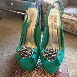 Teal platform sling back