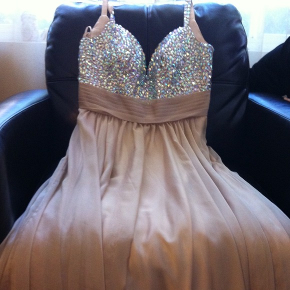 ✨SOLD✨PROM DRESS✨ - Picture 2 of 4