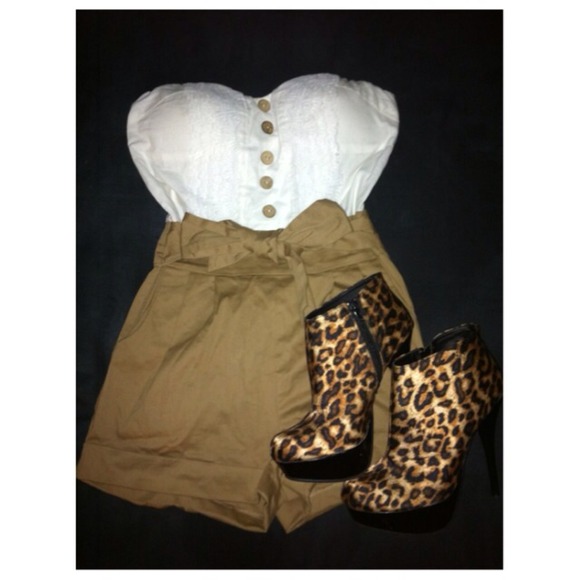 😻Cheetah Cover Up Heels👠