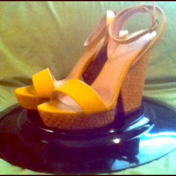 Xhilaration, yellow, cutout wedges.