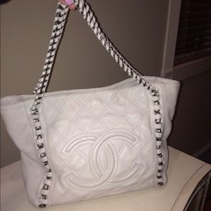 Chanel white modern chain large tote bag