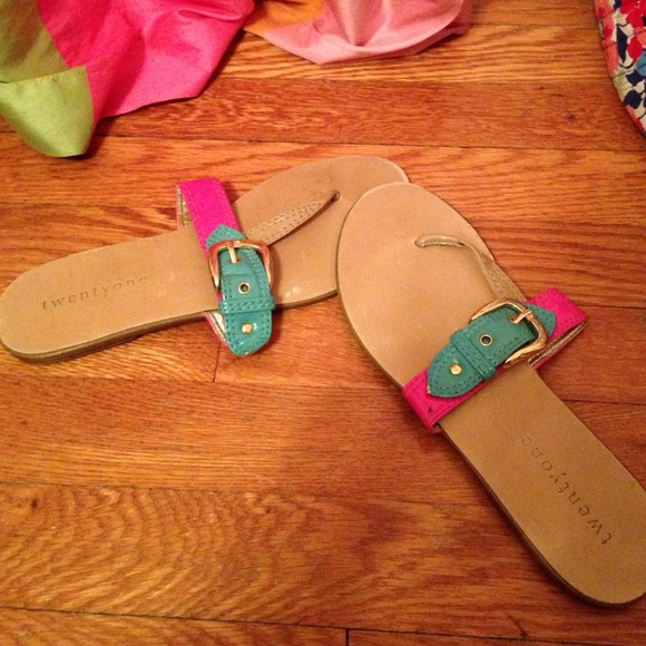 Colorful sandals - Picture 1 of 1