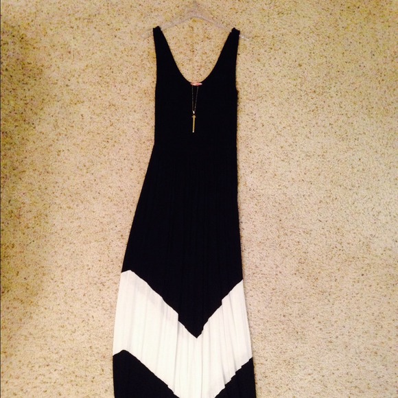 Black and White Maxi Dress