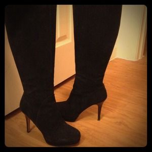 Luxe Suede Knee-high boots