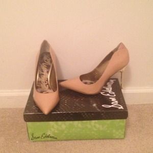 Sam Edelman nude pumps