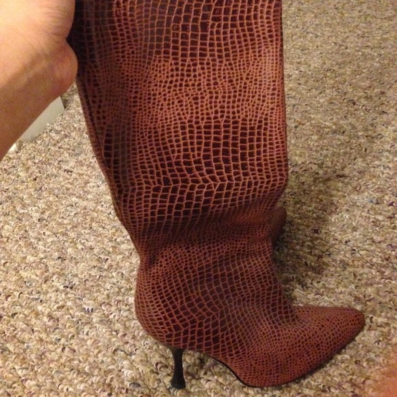Boots - Picture 2 of 2
