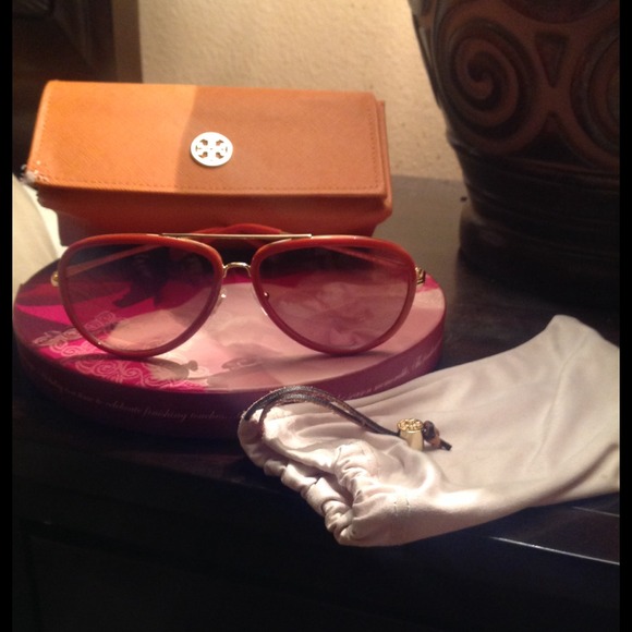 Tory Burch aviator  Sunglasses. (Orange!)