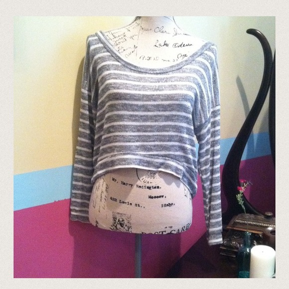 Crop top sweater - Picture 3 of 4