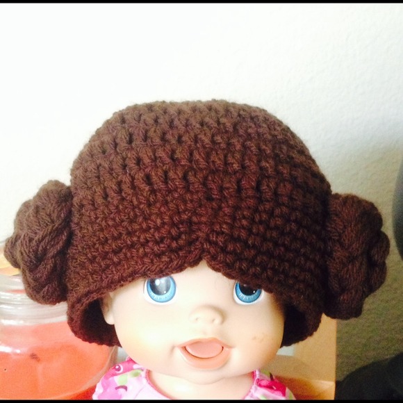 Princess Leia hair style inspired crochet beanie