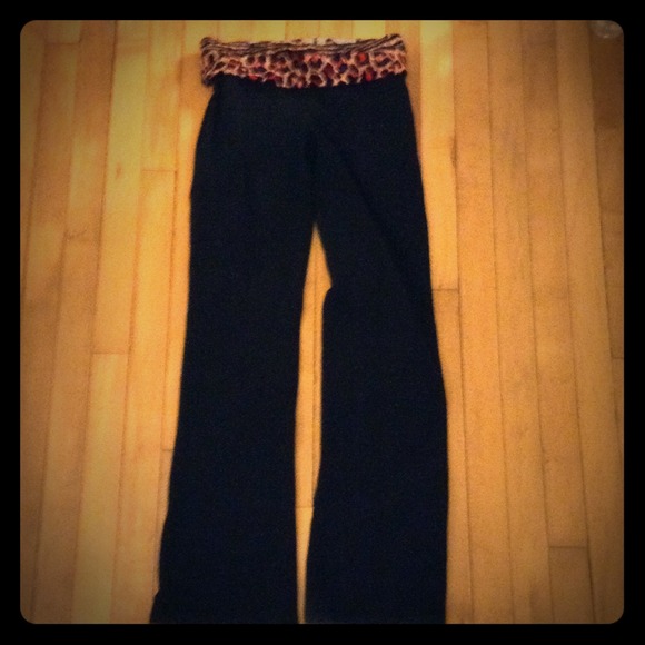 TRADE! Victoria's Secret leopard yoga pant