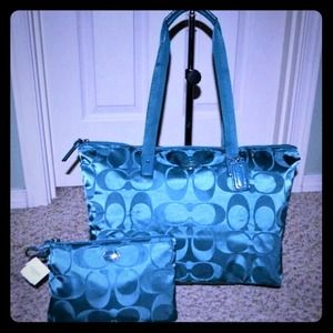 100% real coach wallet